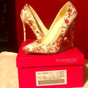 Shoe Dazzle floral shoes size 7 “Elizabeth”